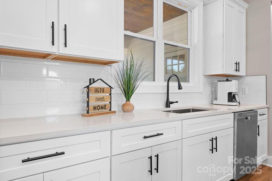 Furnished interior view inside a new home in , Cherryville (Image 7).