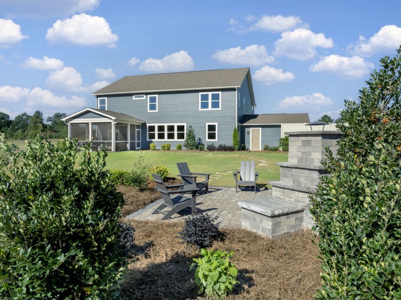 Prescott Model backyard