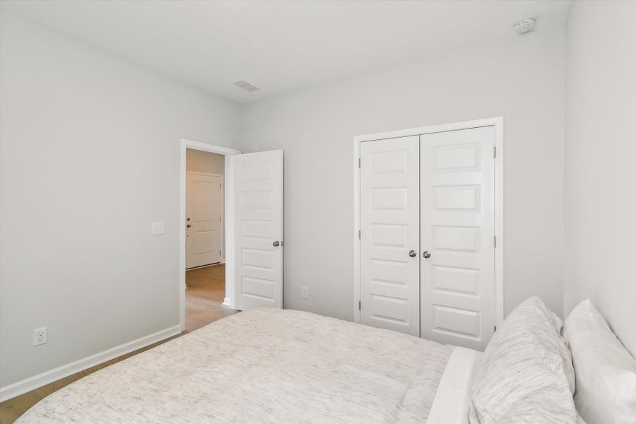 Spacious, unfurnished interior of a new home in Saint John's Lake: Arbor Collection, Johns Island (Image 20).