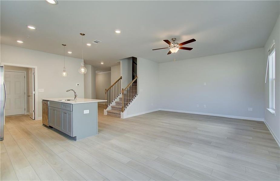 Spacious, unfurnished interior of a new home in Auburn Ridge, Riverdale (Image 23).