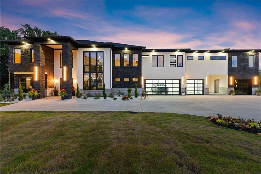 Image 133 of a home in .