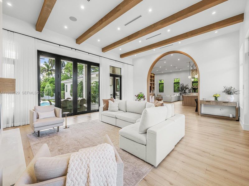 Image 37 of a home in .