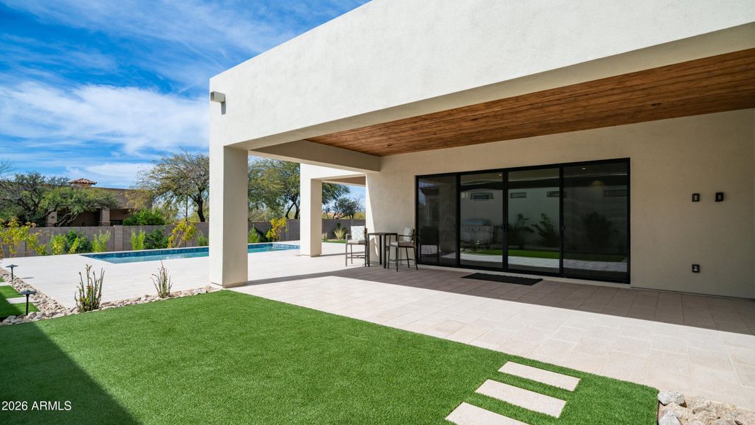 31388 Daylight Exterior Photos-10 31388 Daylight Exterior Photos-10