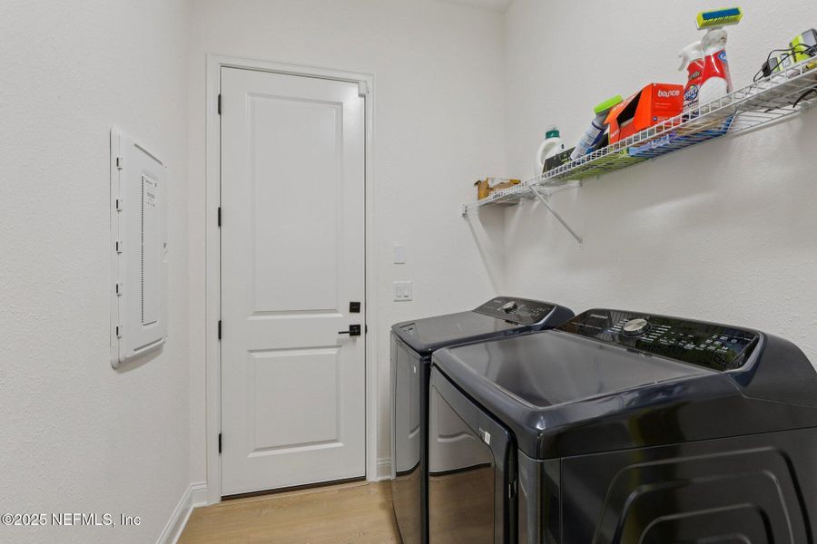 Furnished interior view inside a new home in Tamaya, Jacksonville (Image 36). Furnished interior view inside a new home in Tamaya, Jacksonville (Image 36).
