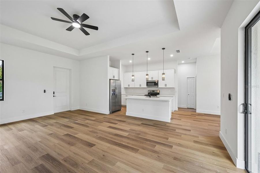 Spacious, unfurnished interior of a new home in , North Port (Image 16).