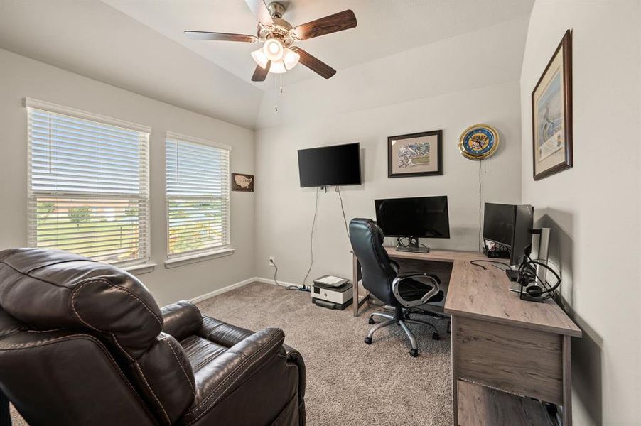 Furnished interior view inside a new home in Heritage Village, Haltom City (Image 20). Furnished interior view inside a new home in Heritage Village, Haltom City (Image 20).