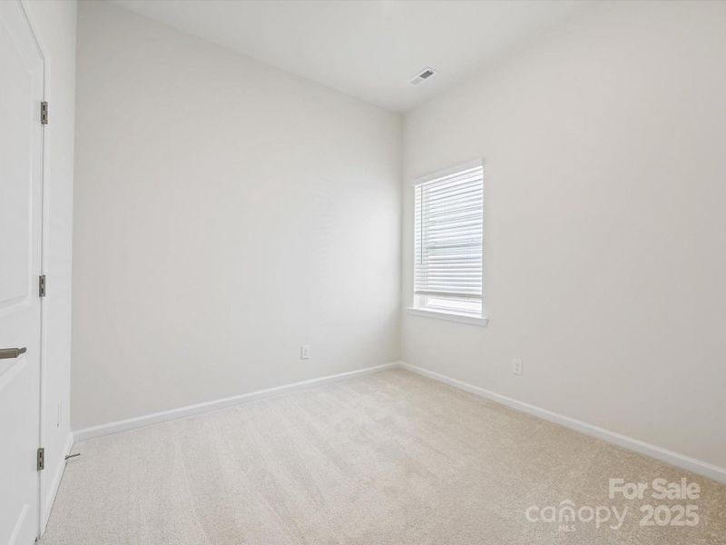 Spacious, unfurnished interior of a new home in Encore at Streamside - Classic Series, Waxhaw (Image 24).