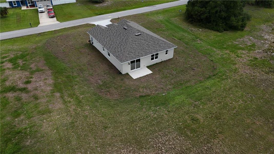 Exterior details and patio area of a home in , Sebring (Image 4).