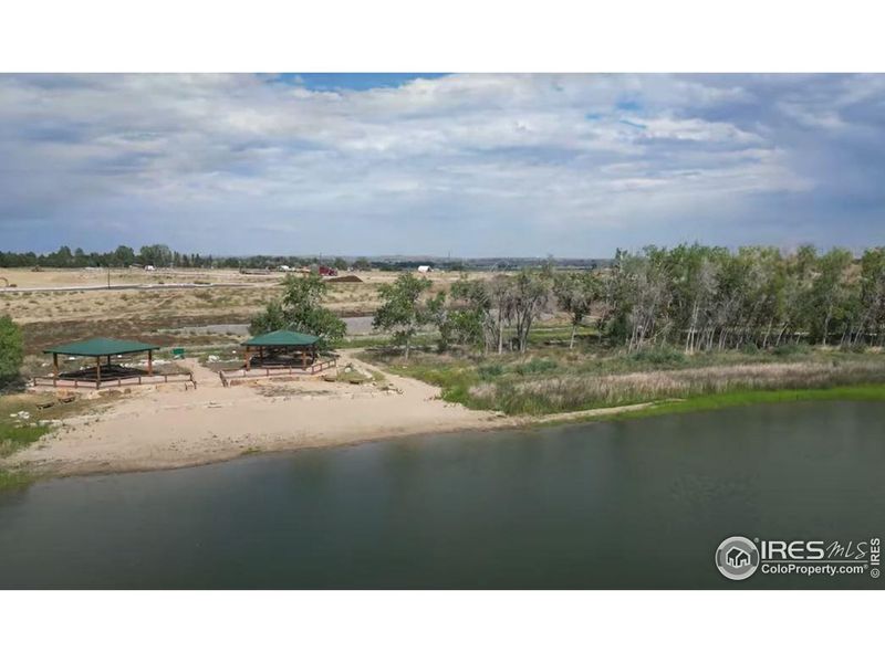 Covered area great for picnics