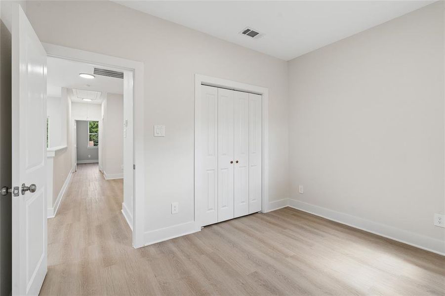 Spacious, unfurnished interior of a new home in , Fort Worth (Image 31).