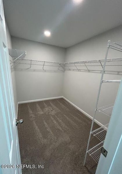 Spacious, unfurnished interior of a new home in , Jacksonville (Image 21).