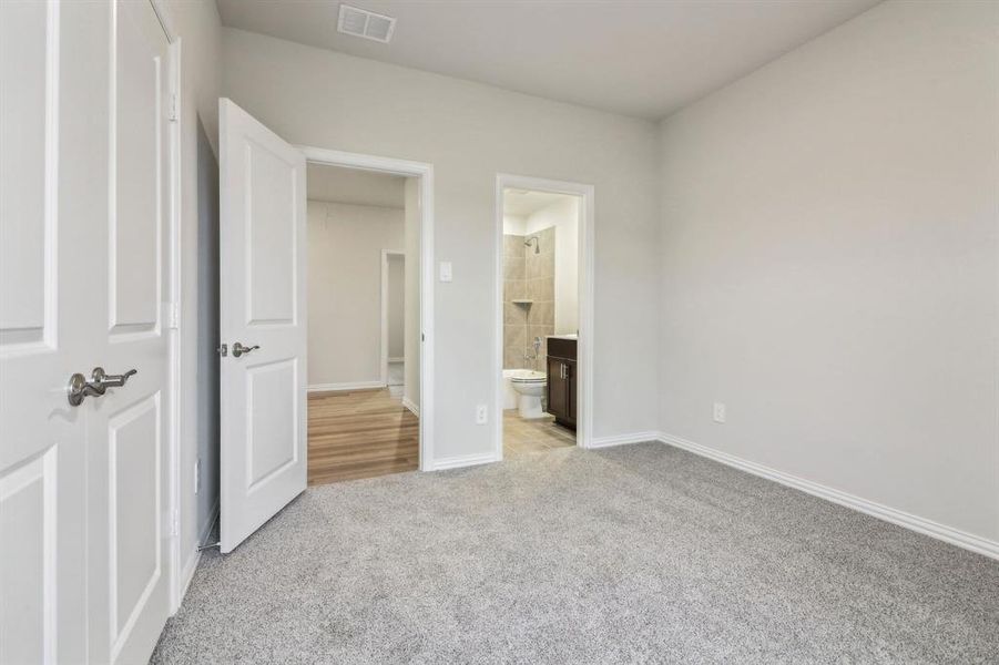 Photo is not of the actual home, but is an inspirational photo of builder’s model home and may depict options, furnishings, and/or decorator features that are not included.