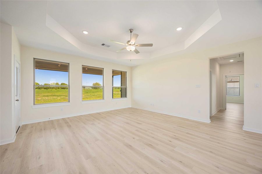 Spacious, unfurnished interior of a new home in Blue Heron Estates, Beasley (Image 24).