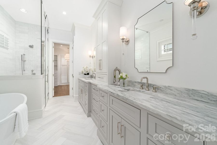 Furnished interior view inside a new home in , Davidson (Image 28).