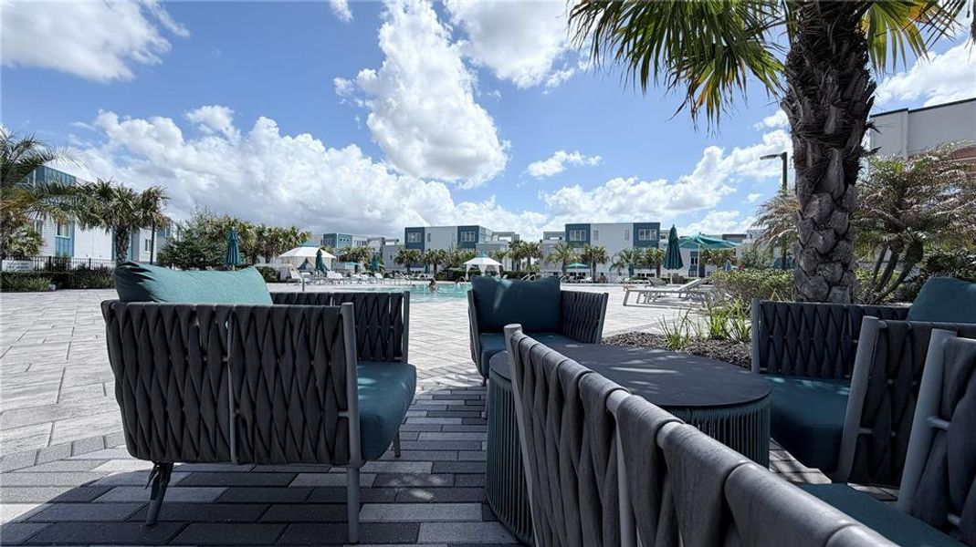 Community amenities in , Reunion (Image 29).