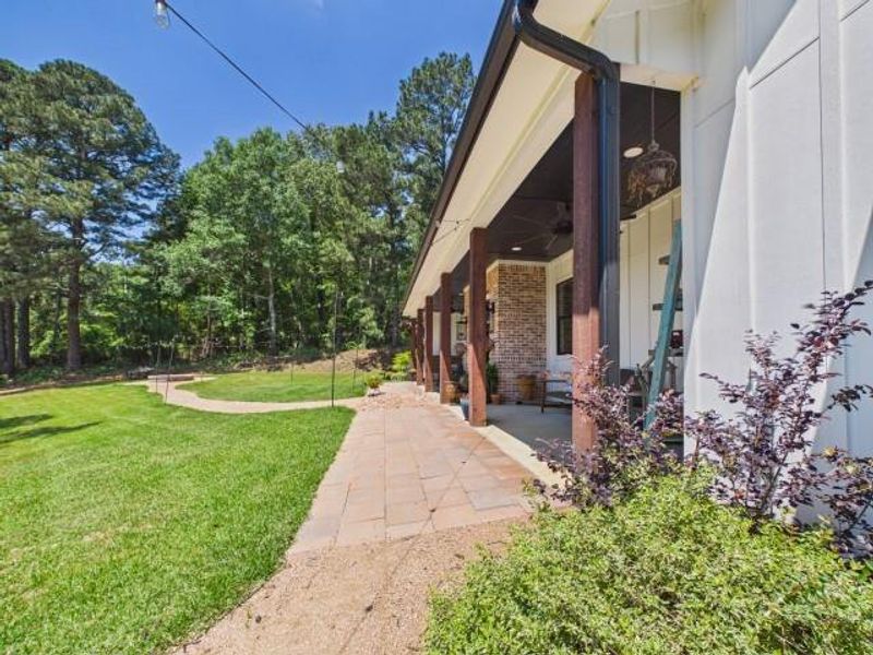 Exterior details and patio area of a home in , Brownsboro (Image 23).
