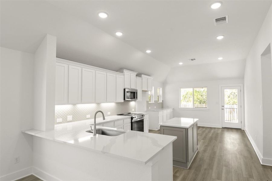 Furnished interior view inside a new home in Grande Estates, Bertram (Image 10).