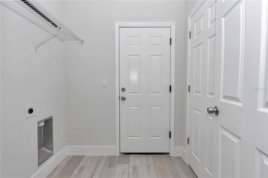 Spacious, unfurnished interior of a new home in , Ocala (Image 37).