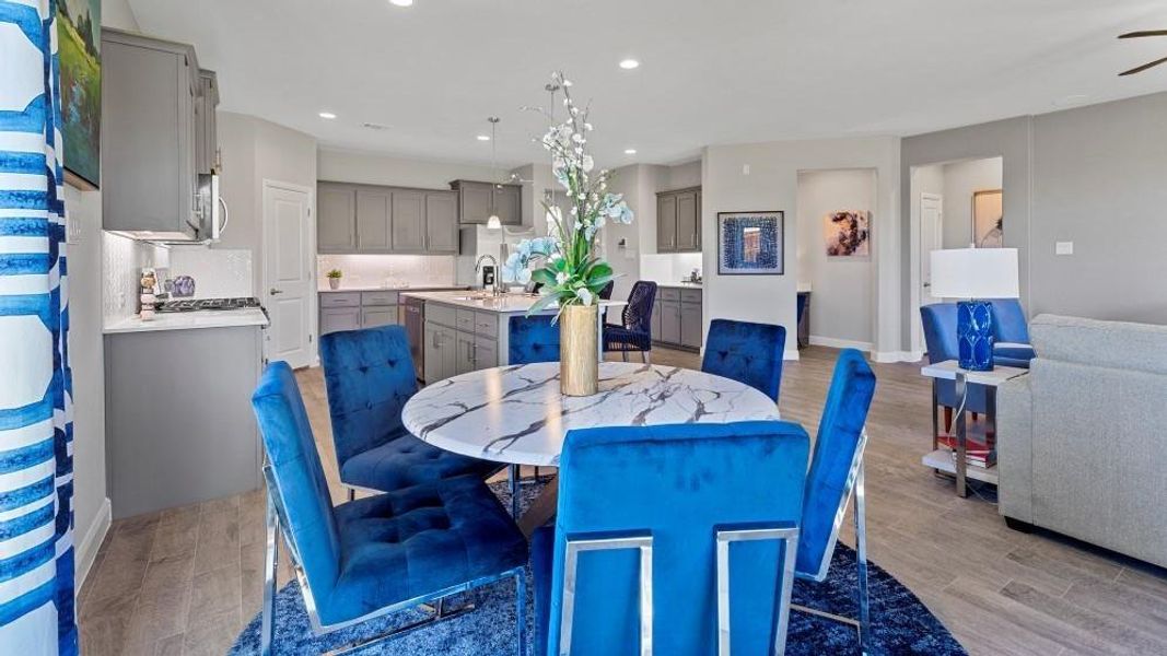 Furnished interior view inside a new home in Bluestem, Rhome (Image 25). Furnished interior view inside a new home in Bluestem, Rhome (Image 25).