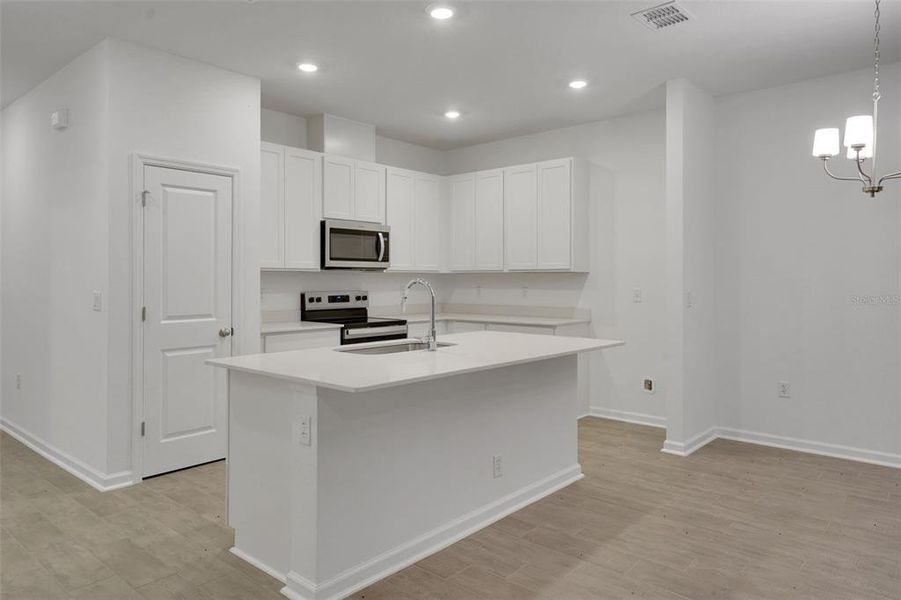 Furnished interior view inside a new home in Reserve at Hammock Oaks, Lady Lake (Image 11).