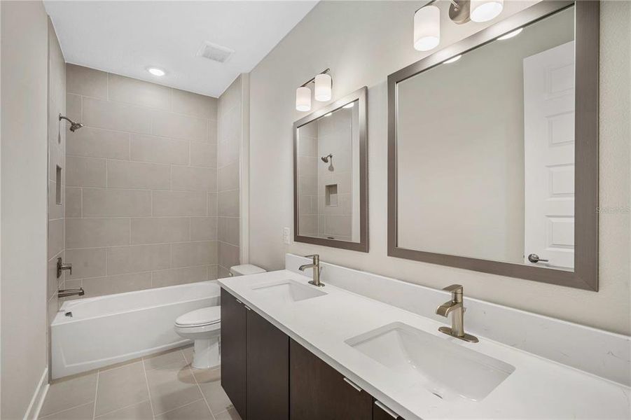 Furnished interior view inside a new home in , Tampa (Image 16).