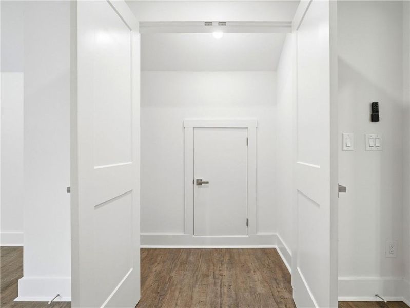 Spacious, unfurnished interior of a new home in , Marietta (Image 41).