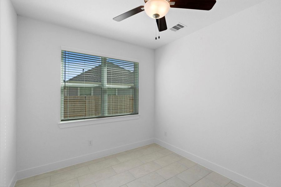 Spacious, unfurnished interior of a new home in Emory Glen, Magnolia (Image 25).