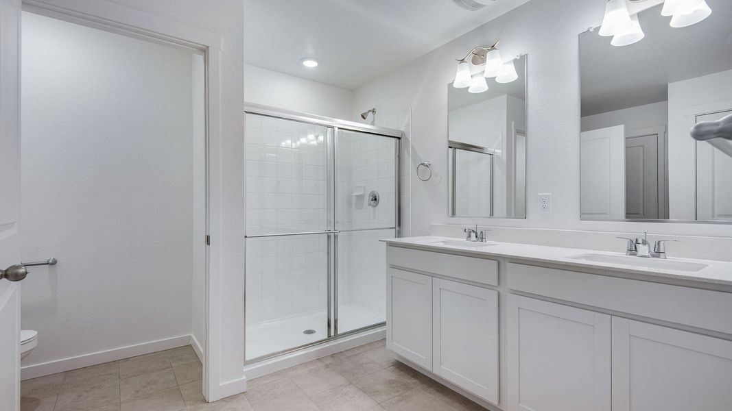 Furnished interior view inside a new home in Silver Peaks, Lochbuie (Image 11). Furnished interior view inside a new home in Silver Peaks, Lochbuie (Image 11).