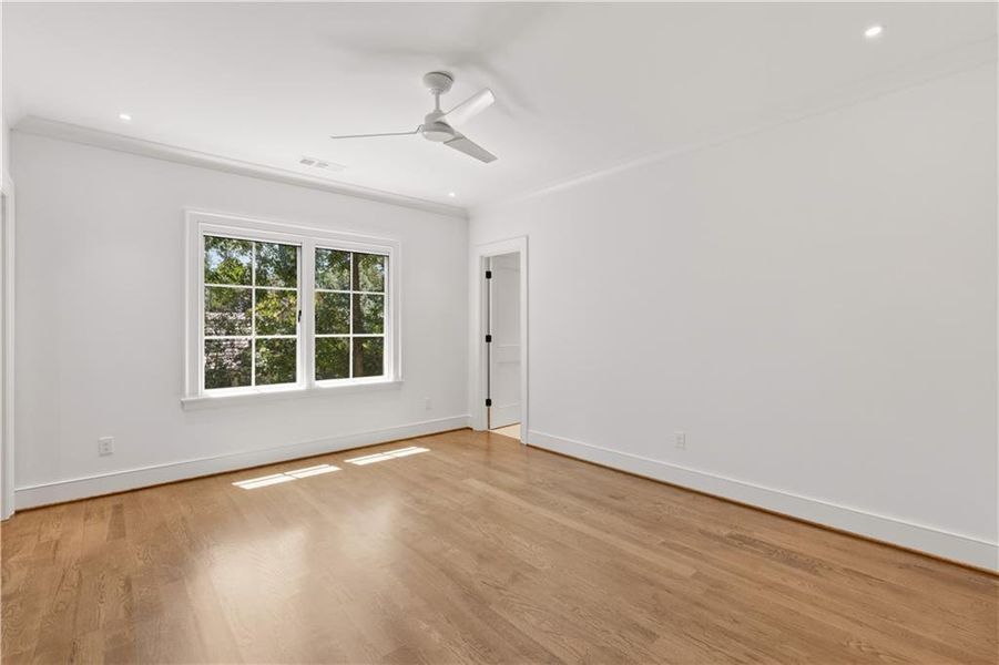 Spacious, unfurnished interior of a new home in , Atlanta (Image 66).