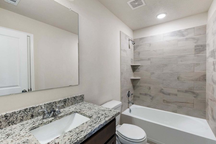 2D floor plan layout for the The 1443 by Stylecraft Builders in Sterling Ridge, Huntsville, TX (Image 19).