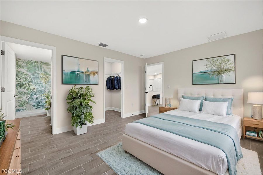 Furnished interior view inside a new home in Cape Coral, Cape Coral (Image 6).