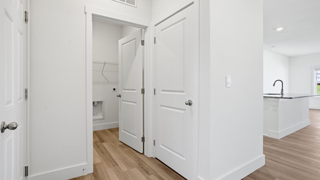 Spacious, unfurnished interior of a new home in Millstone Village, Morristown (Image 18).