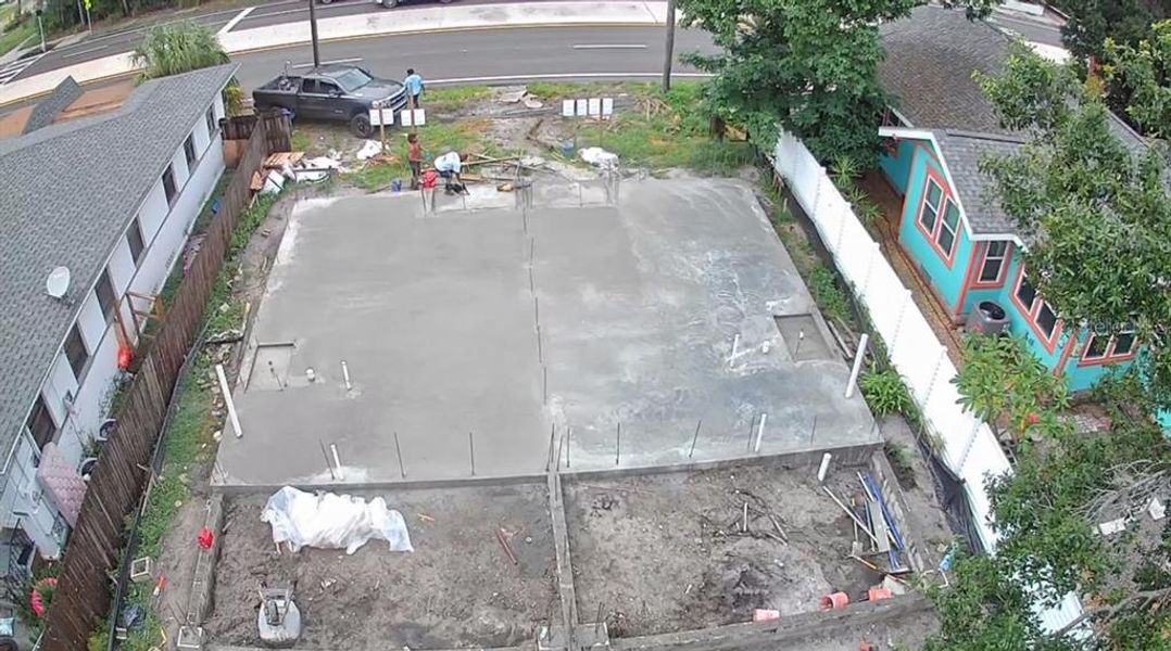 Image 14 of a home in . Image 14 of a home in .