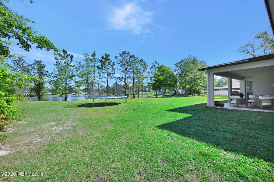 Exterior details and patio area of a home in , Middleburg (Image 36).