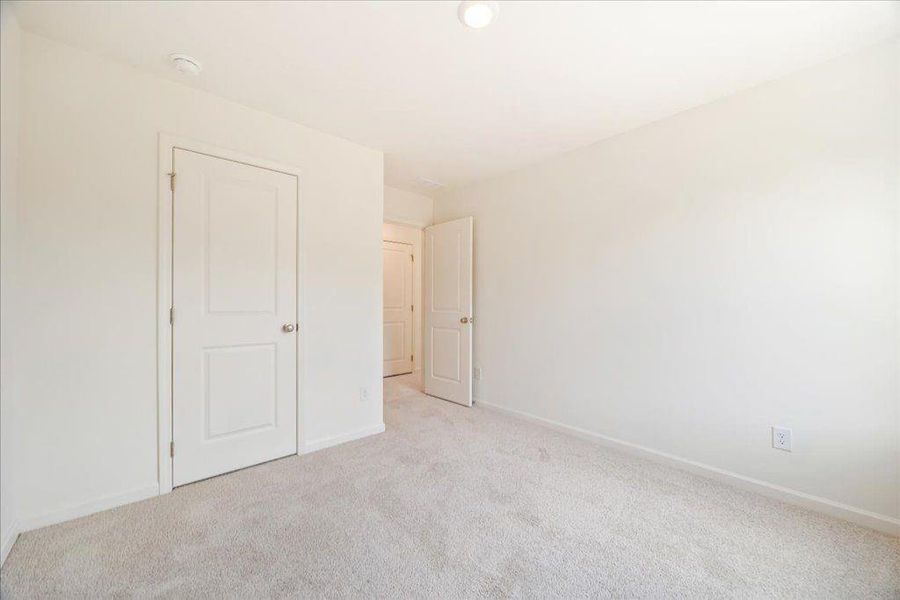 Spacious, unfurnished interior of a new home in , Conyers (Image 20).