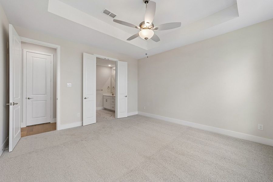 Representative unfurnished interior of a home built from the Kinsley by Landon Homes in Dominion at Brookhollow, Prosper (Image 25). Representative unfurnished interior of a home built from the Kinsley by Landon Homes in Dominion at Brookhollow, Prosper (Image 25).