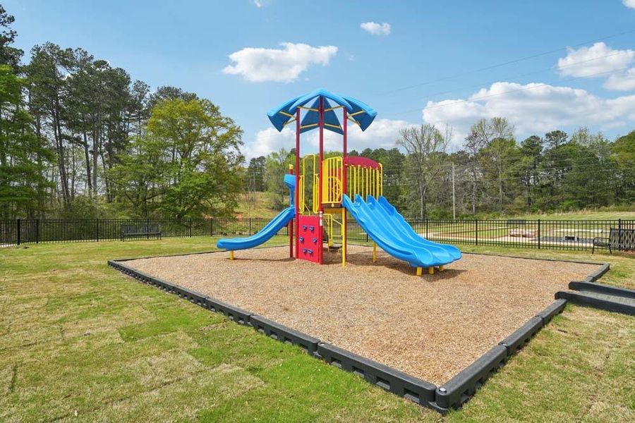 Community amenities in The Estates at Casteel, Bethlehem (Image 41).