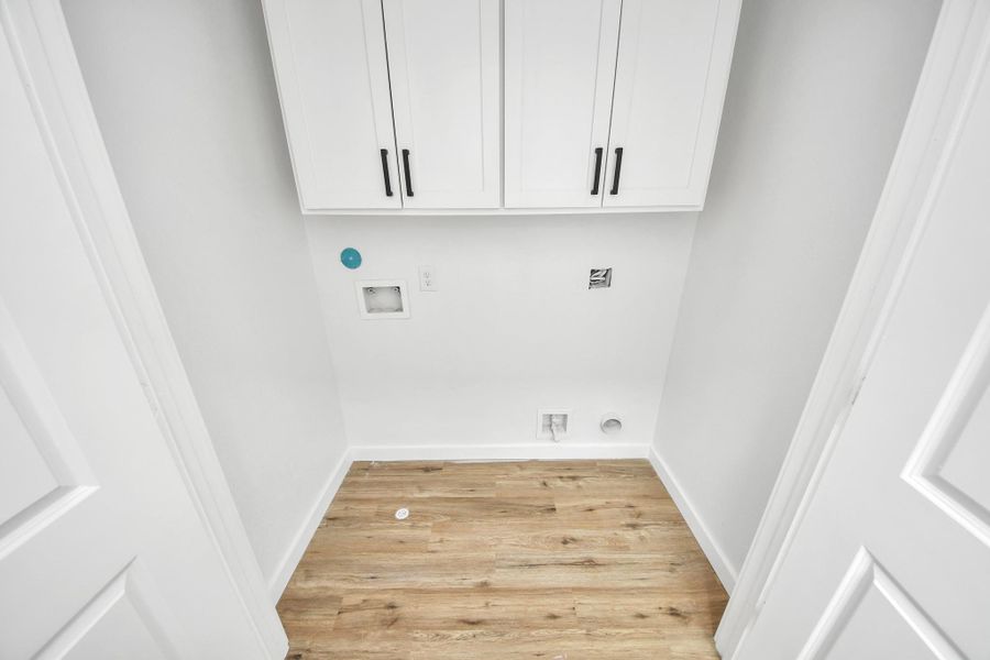 Spacious, unfurnished interior of a new home in , Houston (Image 20).