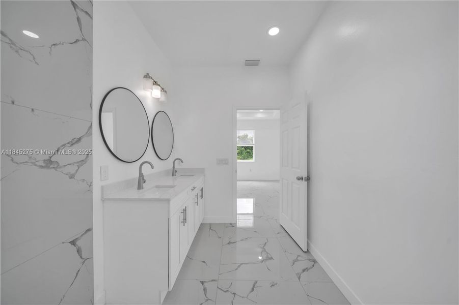 Furnished interior view inside a new home in , Lehigh Acres (Image 7).