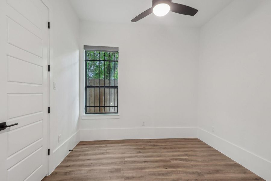 Image 28 of a home in . Image 28 of a home in .