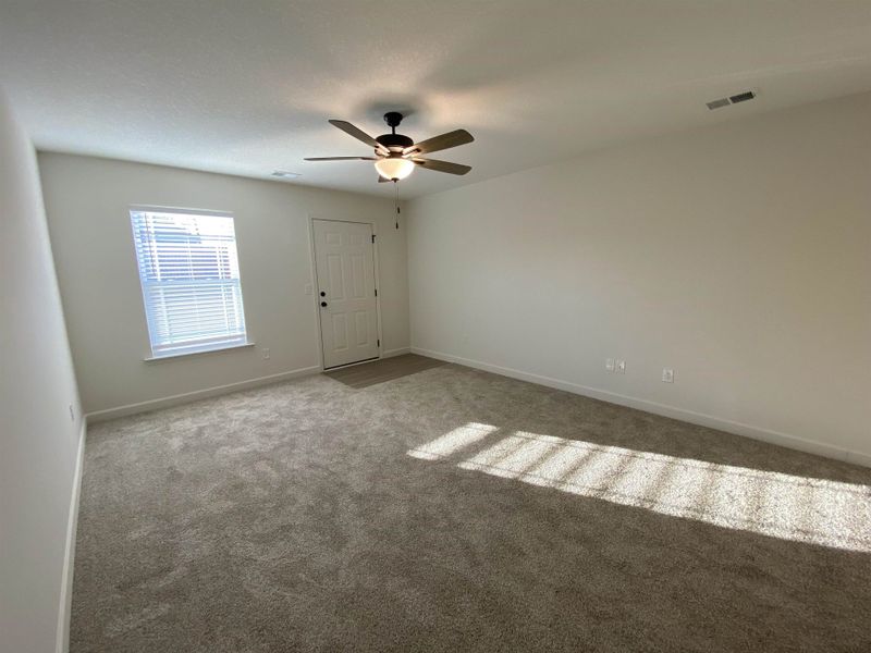 Spacious, unfurnished interior of a new home in Gentry Place, Spartanburg (Image 14).