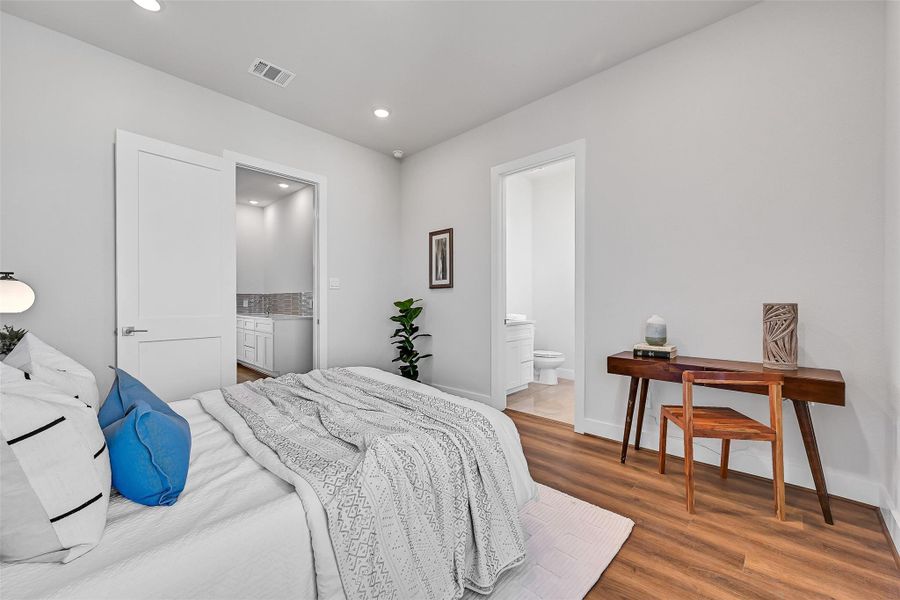 Furnished interior view inside a new home in Lago Pointe, Seabrook (Image 34).