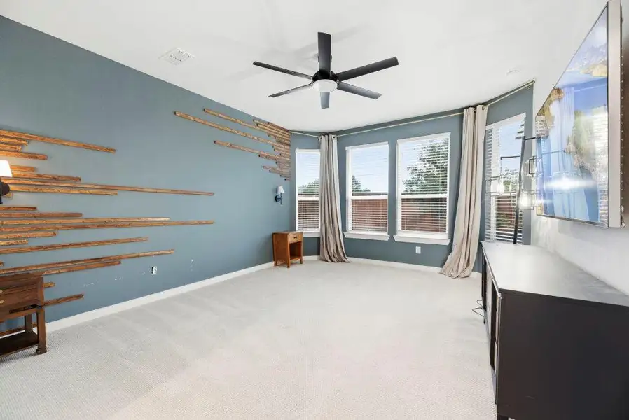 Spacious, unfurnished interior of a new home in Towne Lake 45', 50', 80', Cypress (Image 22). Spacious, unfurnished interior of a new home in Towne Lake 45', 50', 80', Cypress (Image 22).