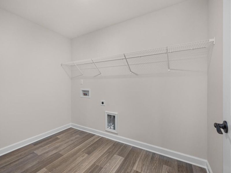 Spacious, unfurnished interior of a new home in Tobacco Road, Angier (Image 27).