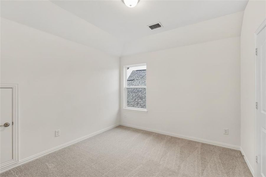 Spacious, unfurnished interior of a new home in Edgewater, Fate (Image 28). Spacious, unfurnished interior of a new home in Edgewater, Fate (Image 28).