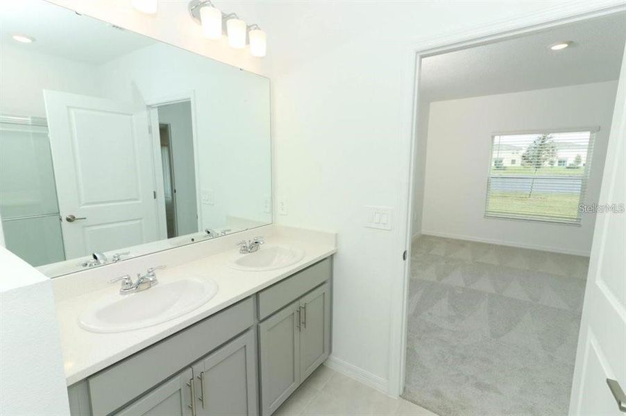 Furnished interior view inside a new home in , Kissimmee (Image 6).