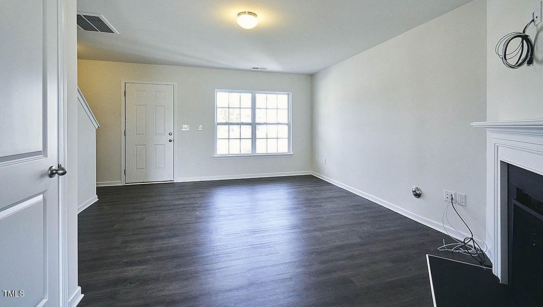 Rachel_E_Family_Room3