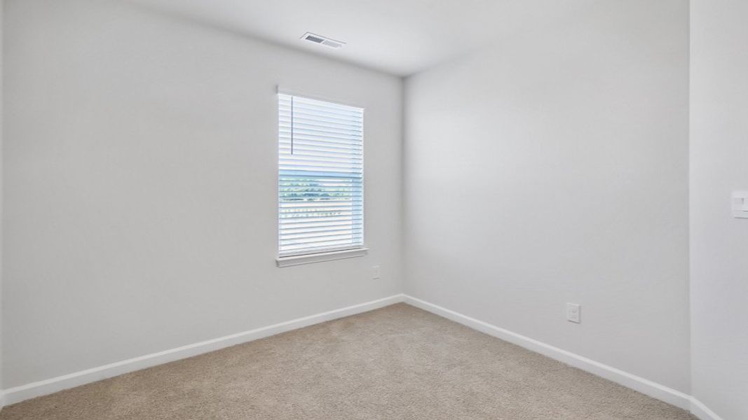 Representative unfurnished interior of a home built from the ALTAMONT by D.R. Horton in The Townes at Honeycutt Oaks, Angier (Image 22).