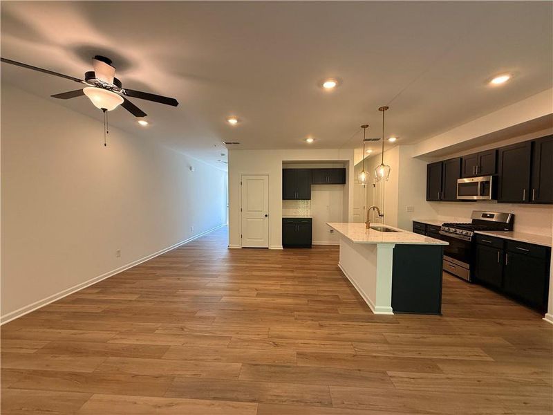 Image 44 of a home in Laurelwood.