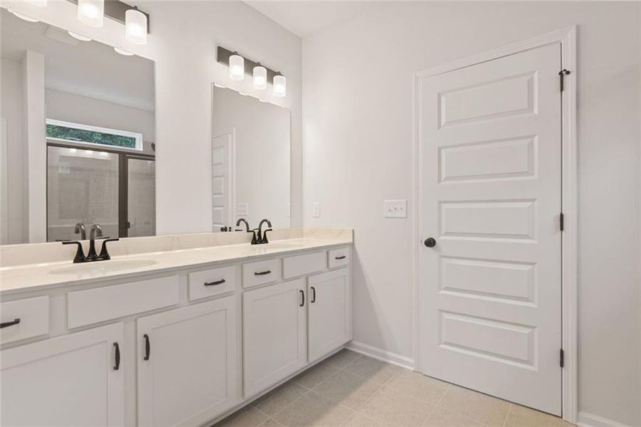 Furnished interior view inside a new home in Roxeywood Park, Winder (Image 9).